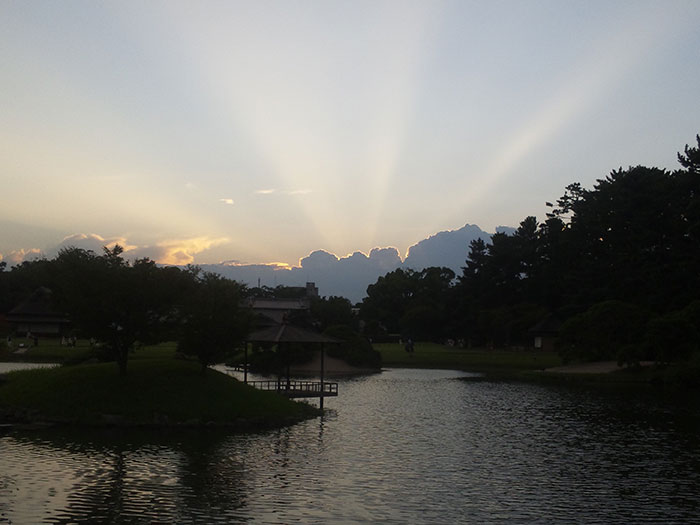 後楽園の夕暮れ